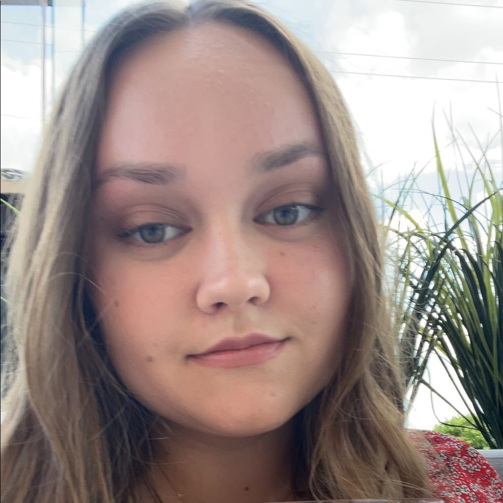 Meet your Posher, Dominika